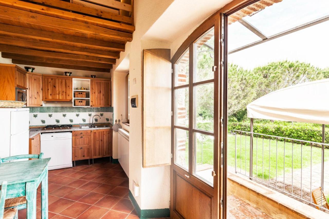 Donzellino Villa Маса Маритима Екстериор снимка
